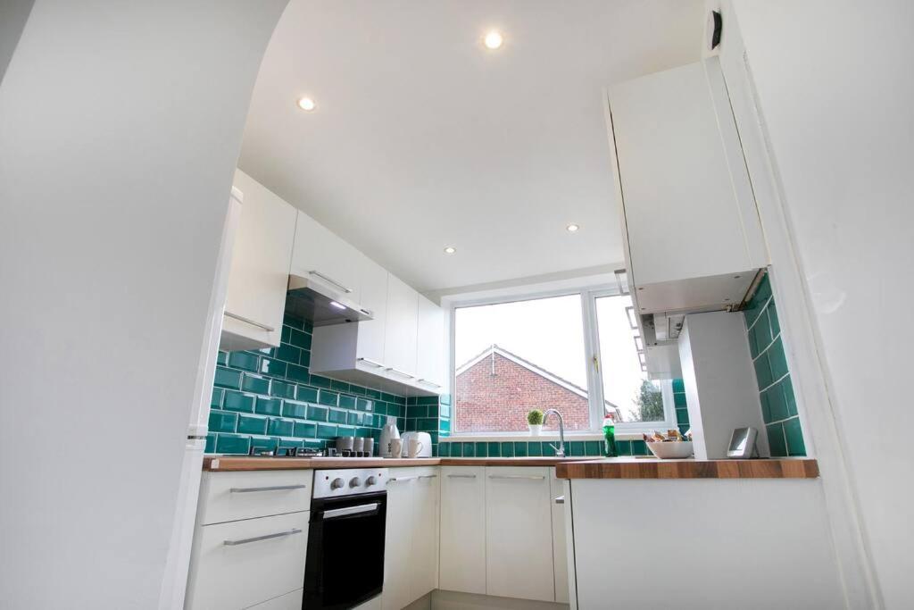 Cudworth House, Barnsley For Contractors & Families, Free Parking, High Speed Wifi Etc Villa ภายนอก รูปภาพ