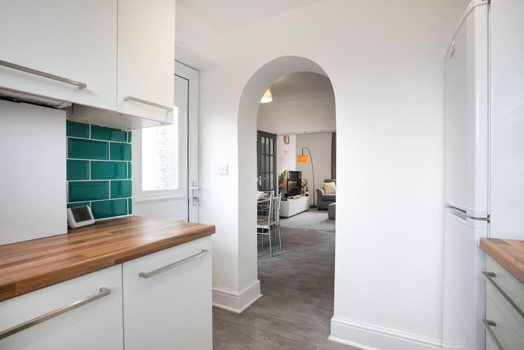 Cudworth House, Barnsley For Contractors & Families, Free Parking, High Speed Wifi Etc Villa ภายนอก รูปภาพ