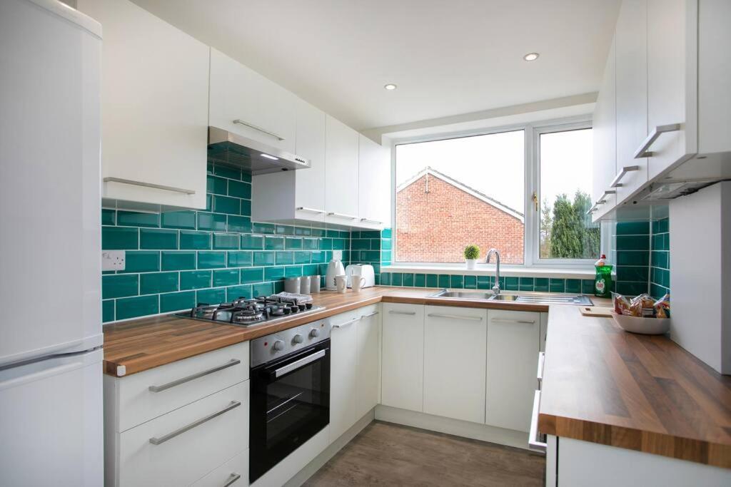 Cudworth House, Barnsley For Contractors & Families, Free Parking, High Speed Wifi Etc Villa ภายนอก รูปภาพ