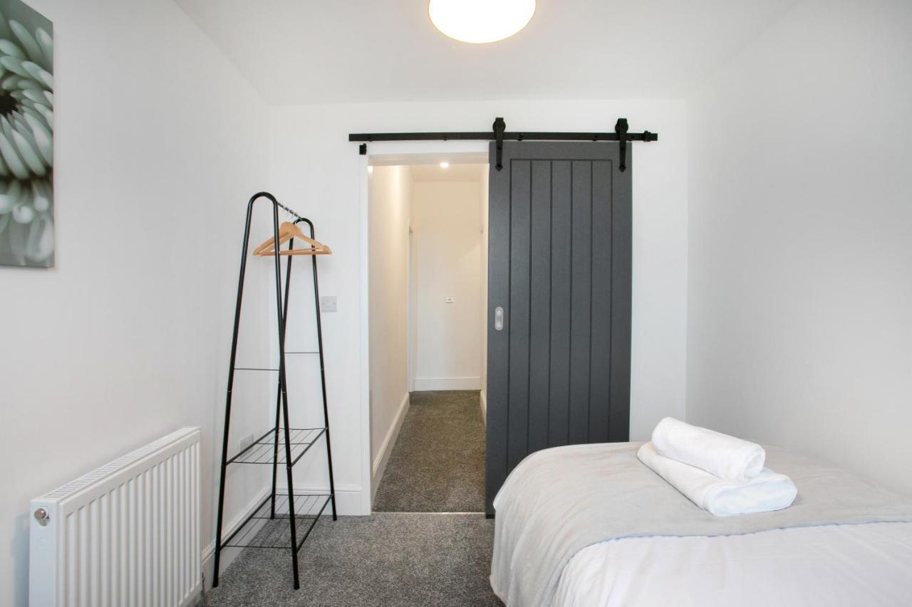 Cudworth House, Barnsley For Contractors & Families, Free Parking, High Speed Wifi Etc Villa ภายนอก รูปภาพ